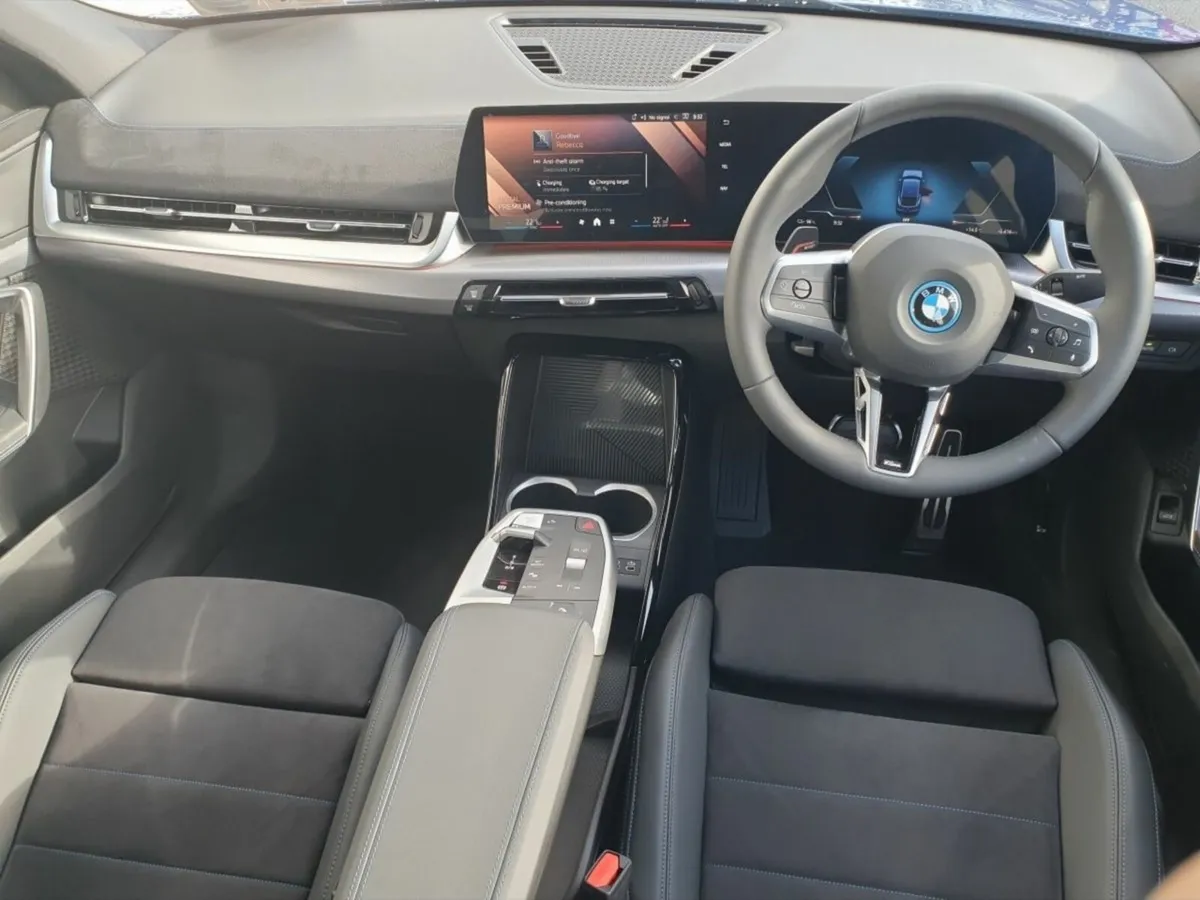 BMW iX2 eDrive20 M Sport - Image 4