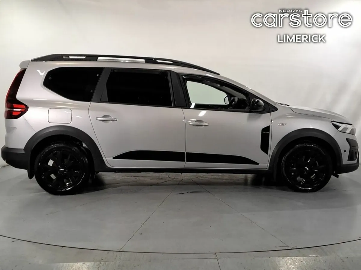 Dacia Jogger TCe 110 Extreme SE - Image 2