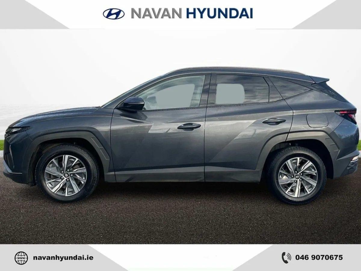 Hyundai Tucson 2WD Executive HEV Auto - Image 4
