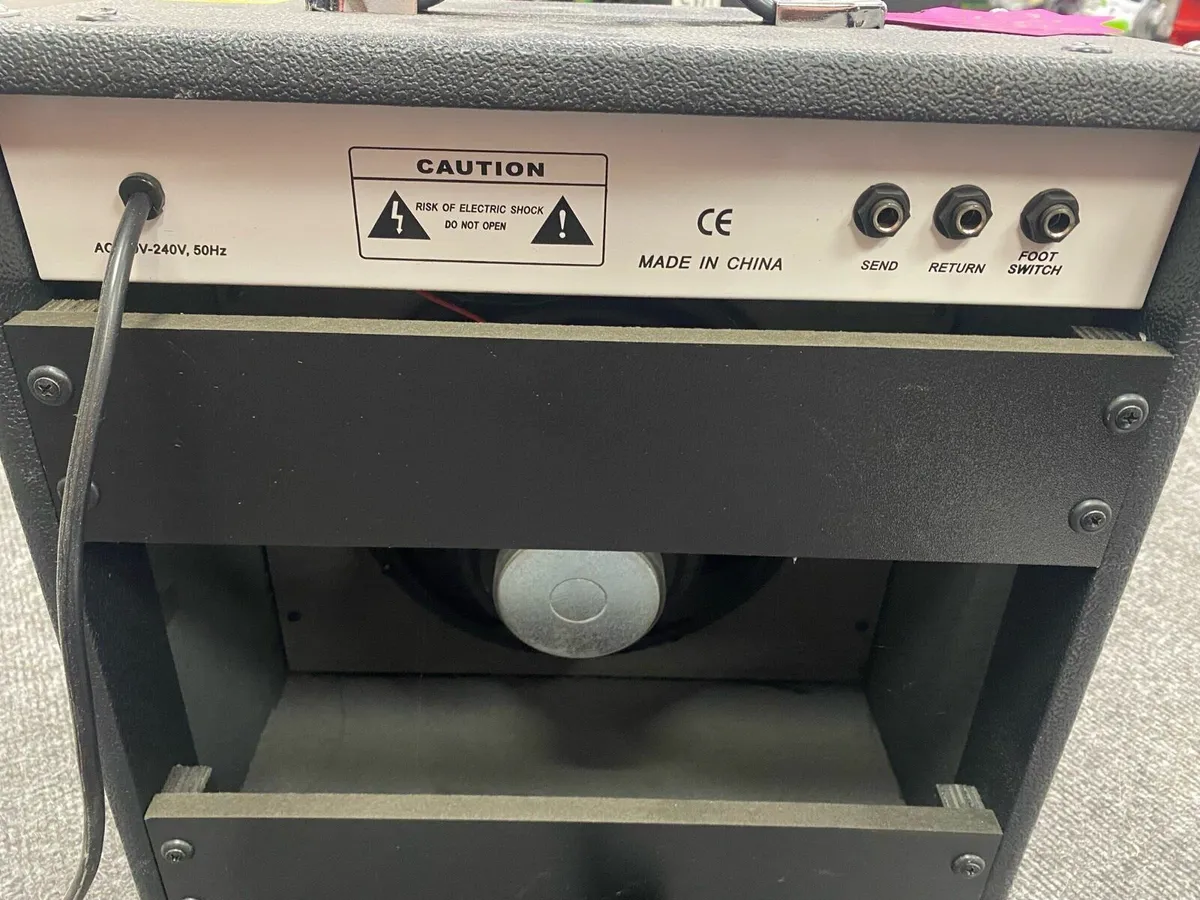 Freshman GA30A Guitar Amplifier - Image 2