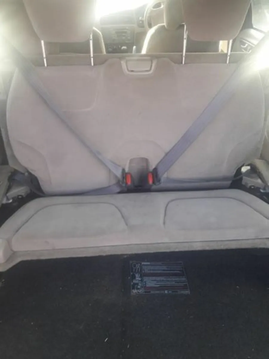 Heavy duty jump leads  &  Rare 7 seater Volvo V70. - Image 4