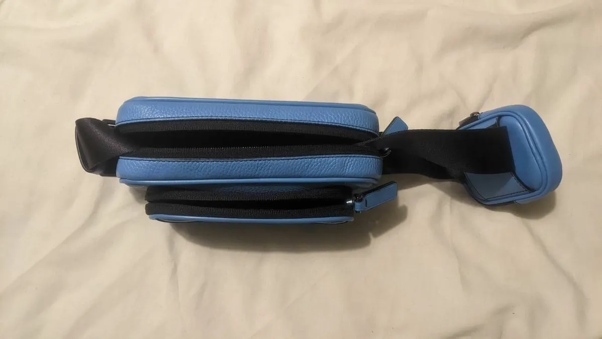 Brand New Leather Waist Belt Bag Blue Michael Kors - Image 4
