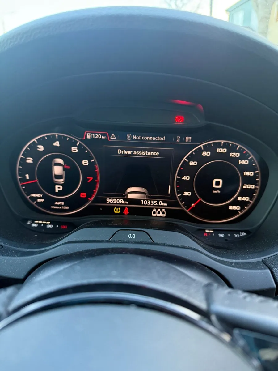 Audi A3 2018 - Image 2