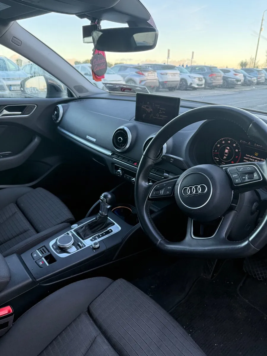 Audi A3 2018 - Image 3