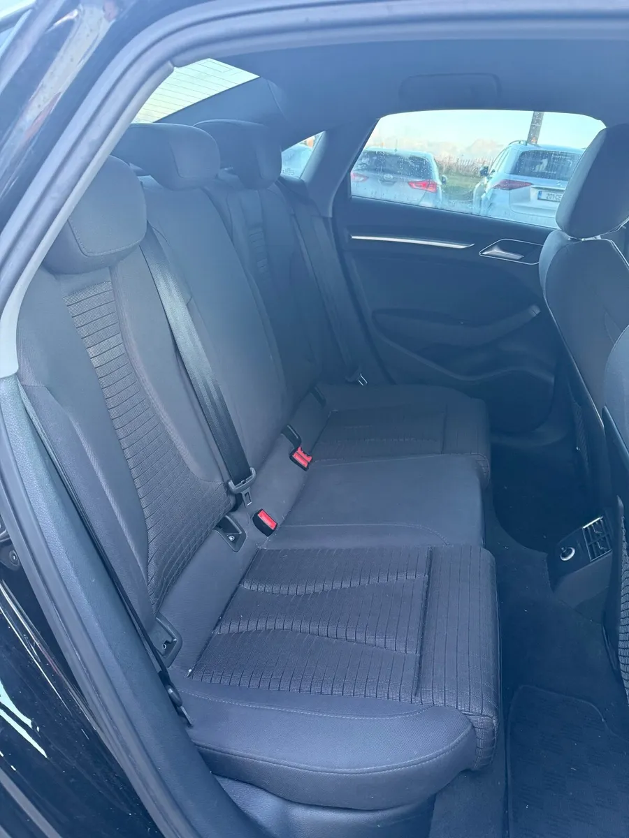 Audi A3 2018 - Image 4
