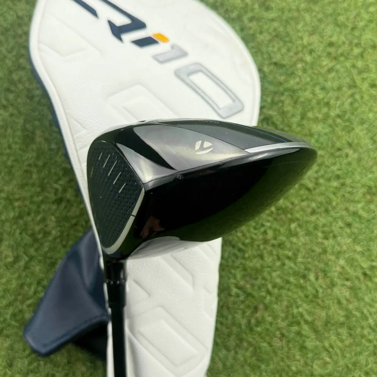 Taylormade Qi10 LS Driver / 9° / X-Stiff - Image 3