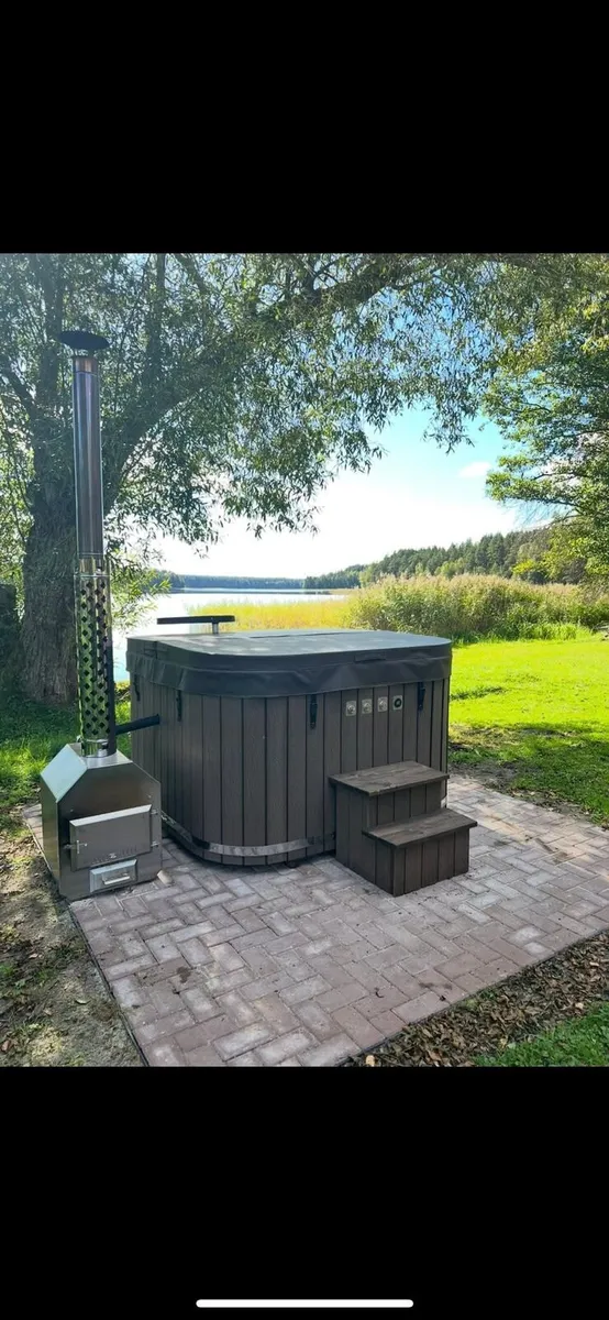 New Hot tube jacuzzi - Image 1