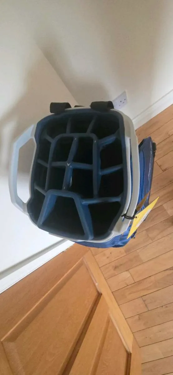 New callaway waterproof cart bag - Image 3