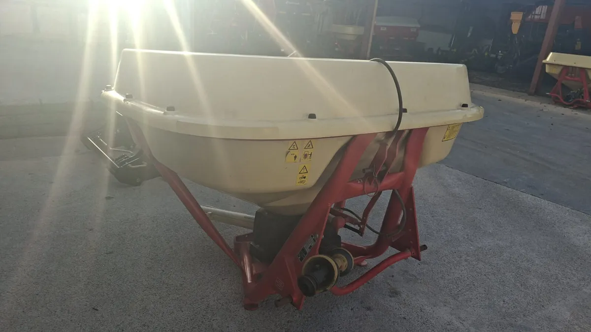 Vicon 1154 wag tail spreader - Image 4