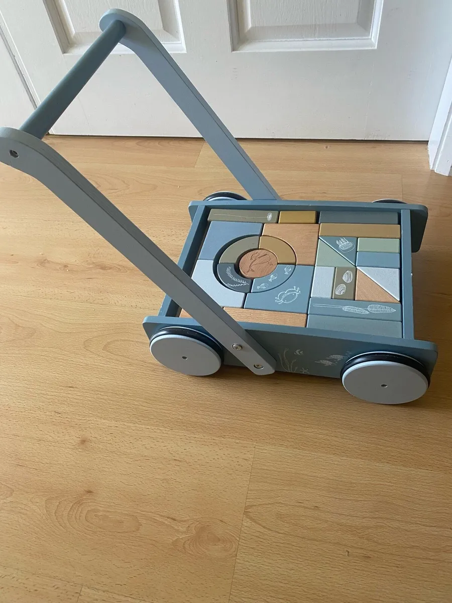 Little Dutch baby walker - Image 2