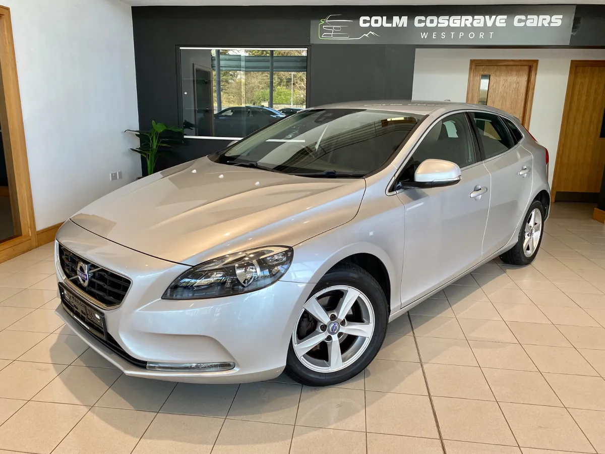 Volvo V40 2015 DEPOSIT TAKEN - Image 3