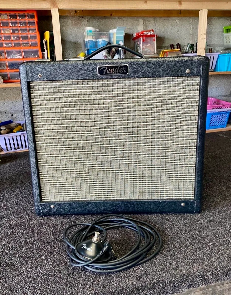 Fender Blues Junior Guitar Amp - Image 1