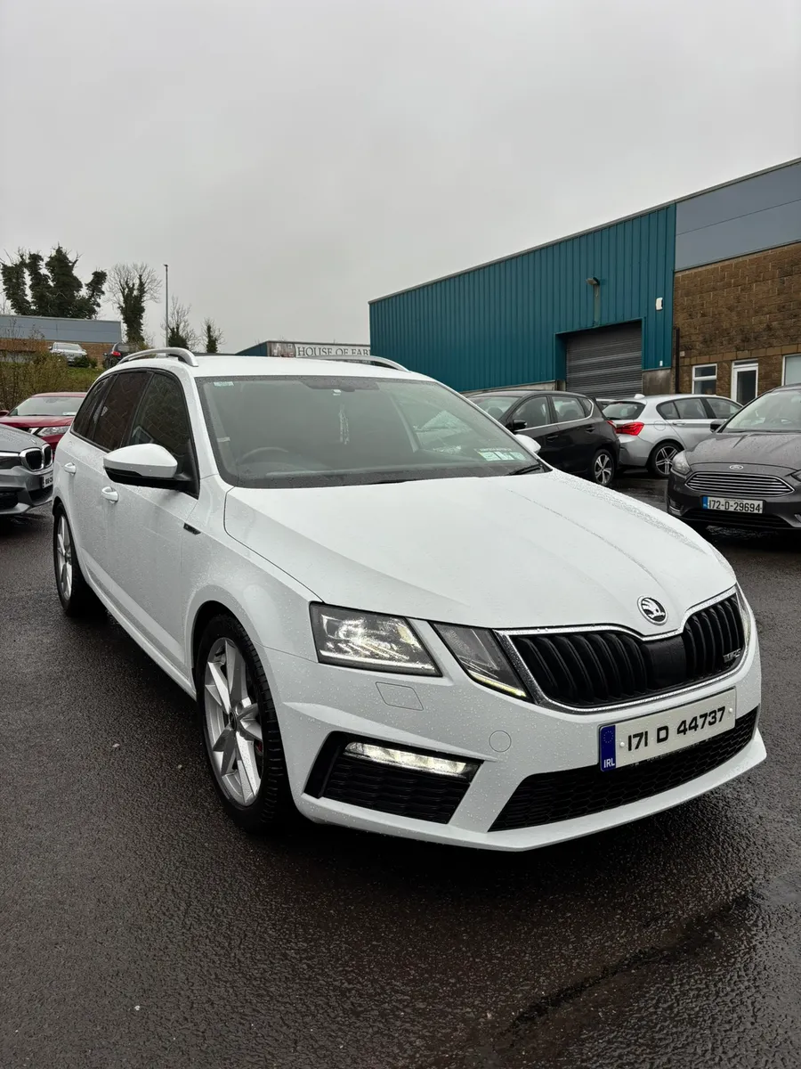 2017 SKODA OCTAVIA VRS ESTATE - Image 2