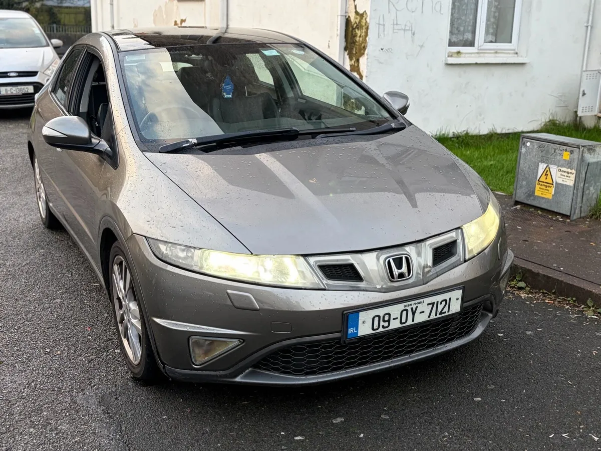 Honda civic - Image 1