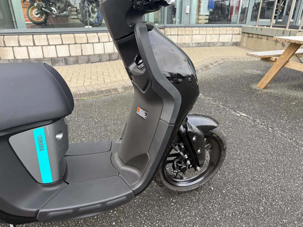 EX Display Brand New Yamaha NEOS E Delivery - Image 2