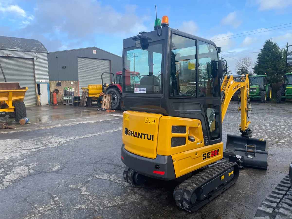 Shantui SE 20 Excavator - Image 4