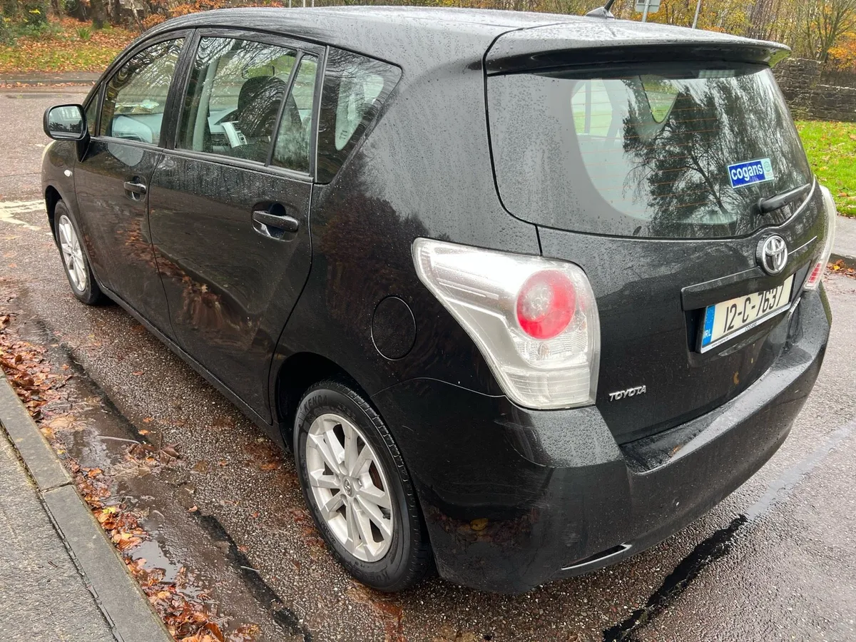 Toyota Verso - Image 4