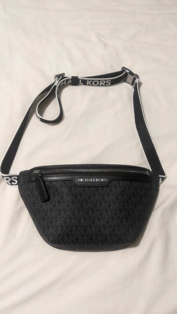 New Leather Waist Pouch Bag Michael Kors Black - Image 1