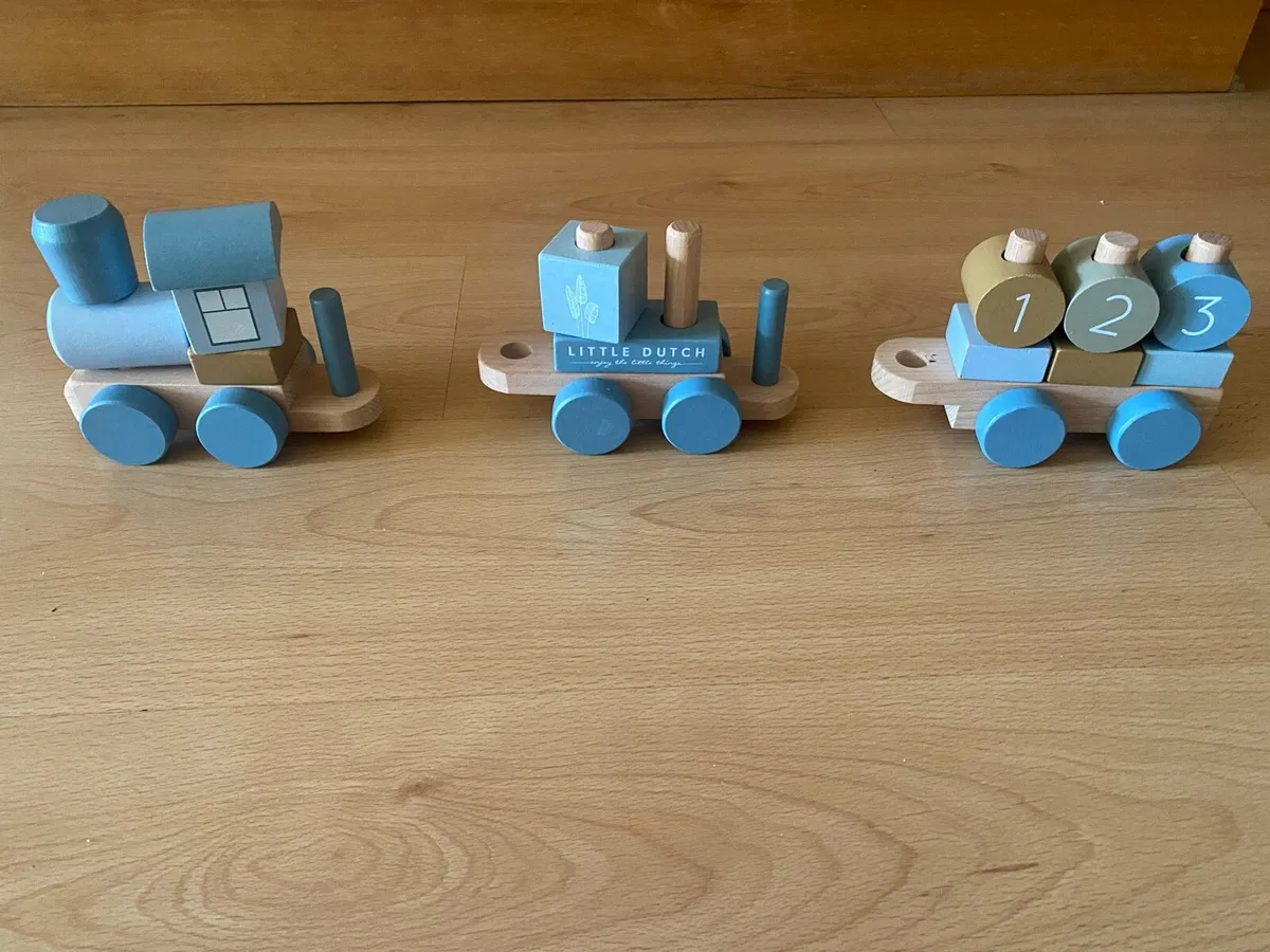 Little Dutch Train - Image 3