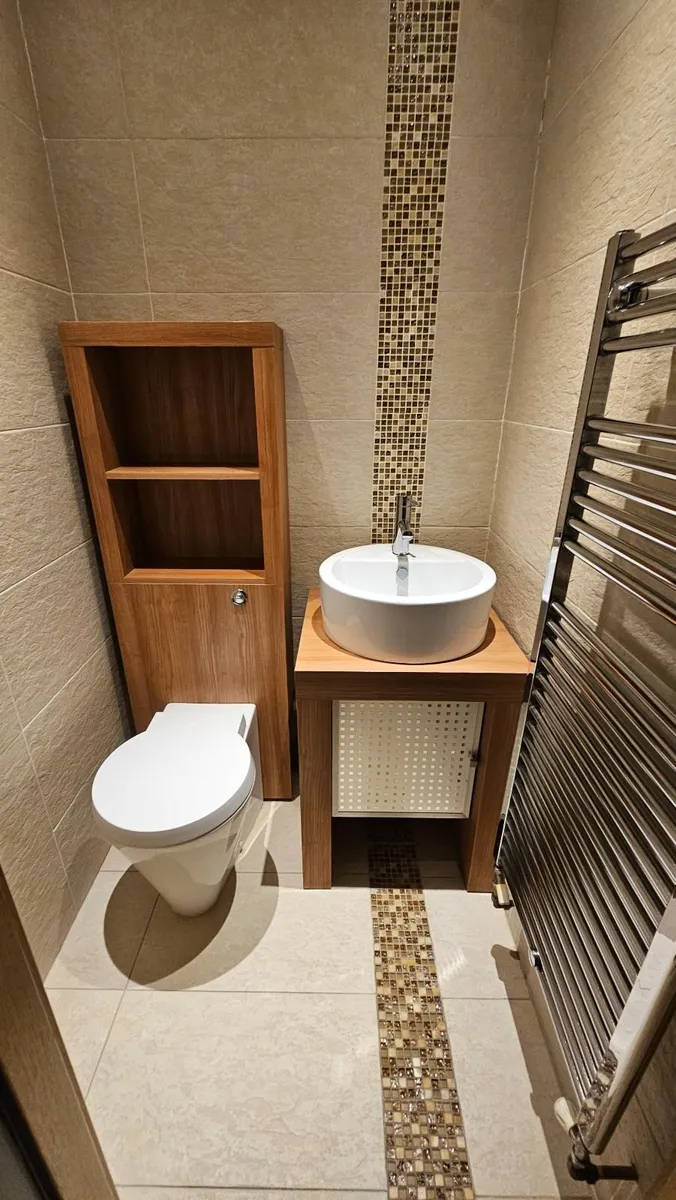 Bathroom suite - Image 1