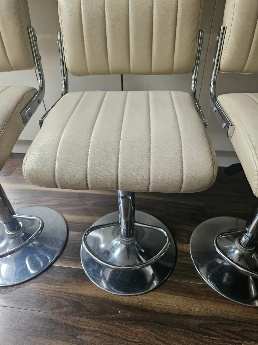 Bar stools - Image 3