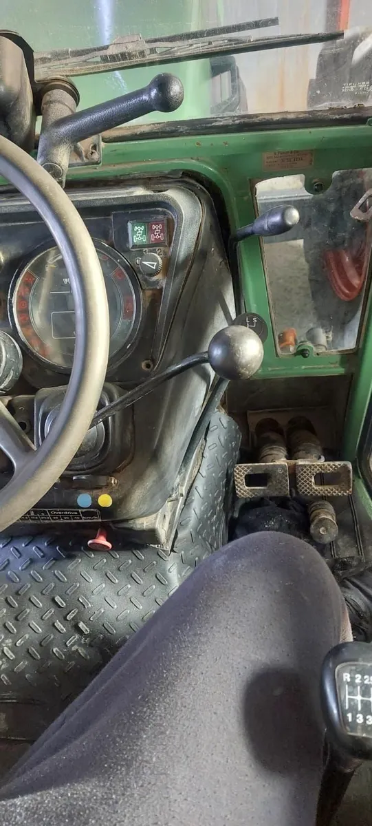 Fendt 275s Tractor - Image 4