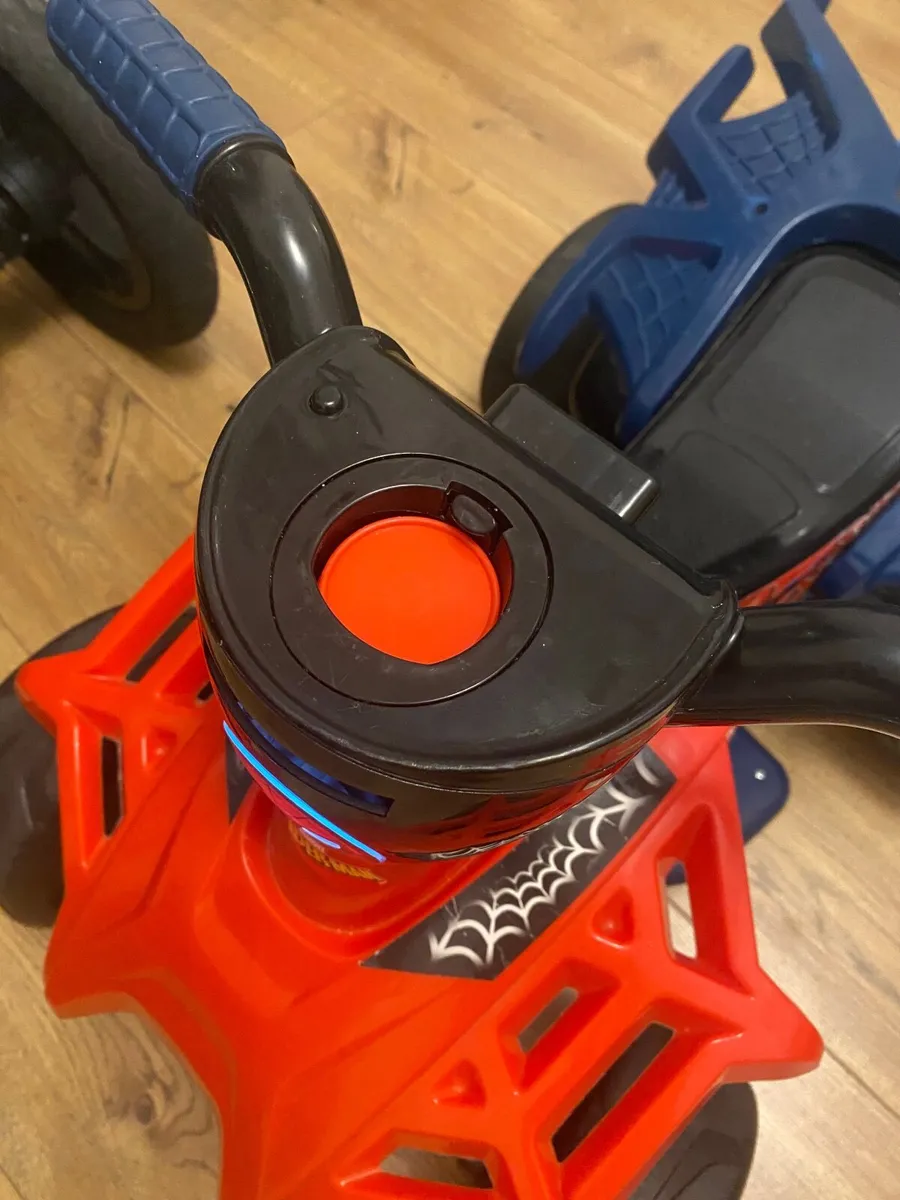 Spider-Man quad with sling shooter & light - Image 3