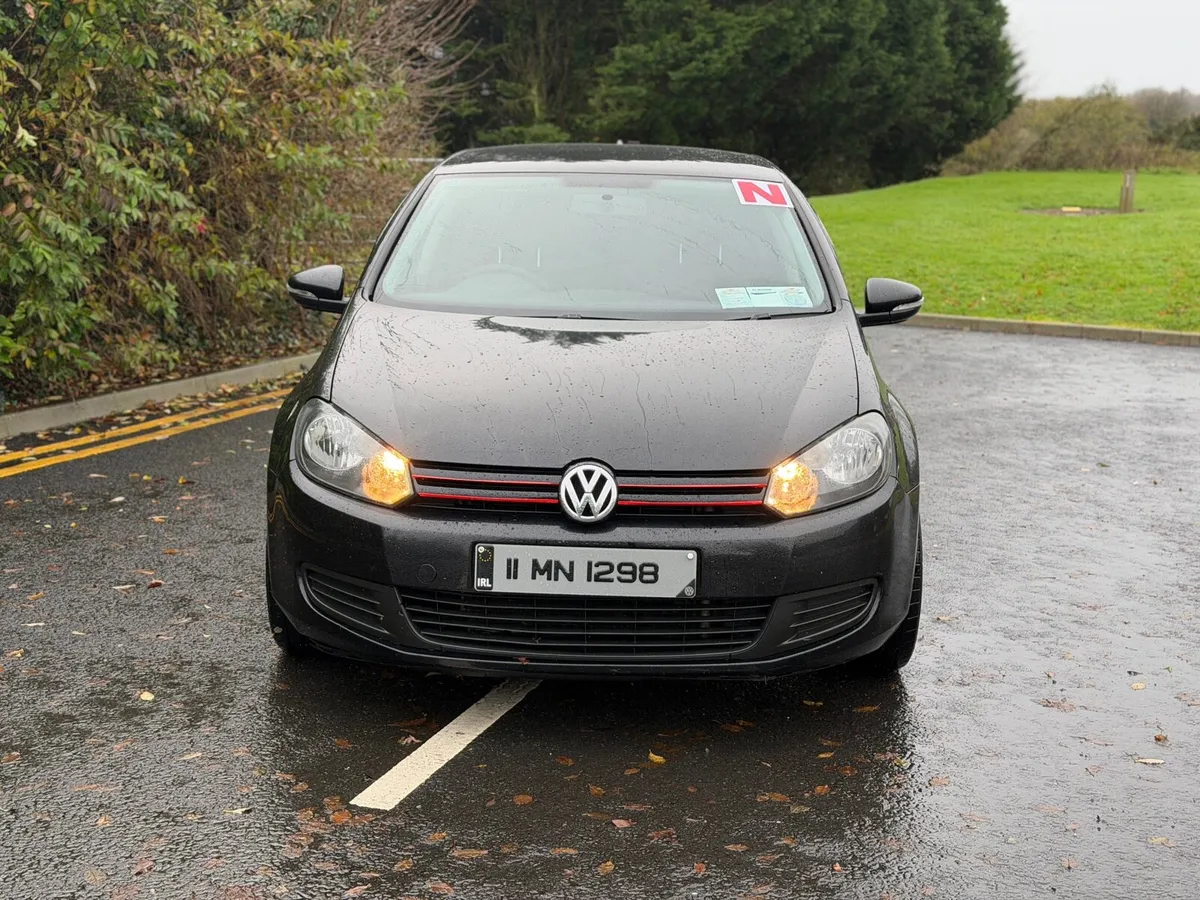 2011 Volkswagen Golf 1.6 Low Mileage - Image 2