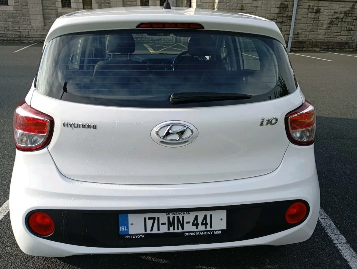 2017 Hyundai I10 Deluxe 4DR Automatic - Image 3