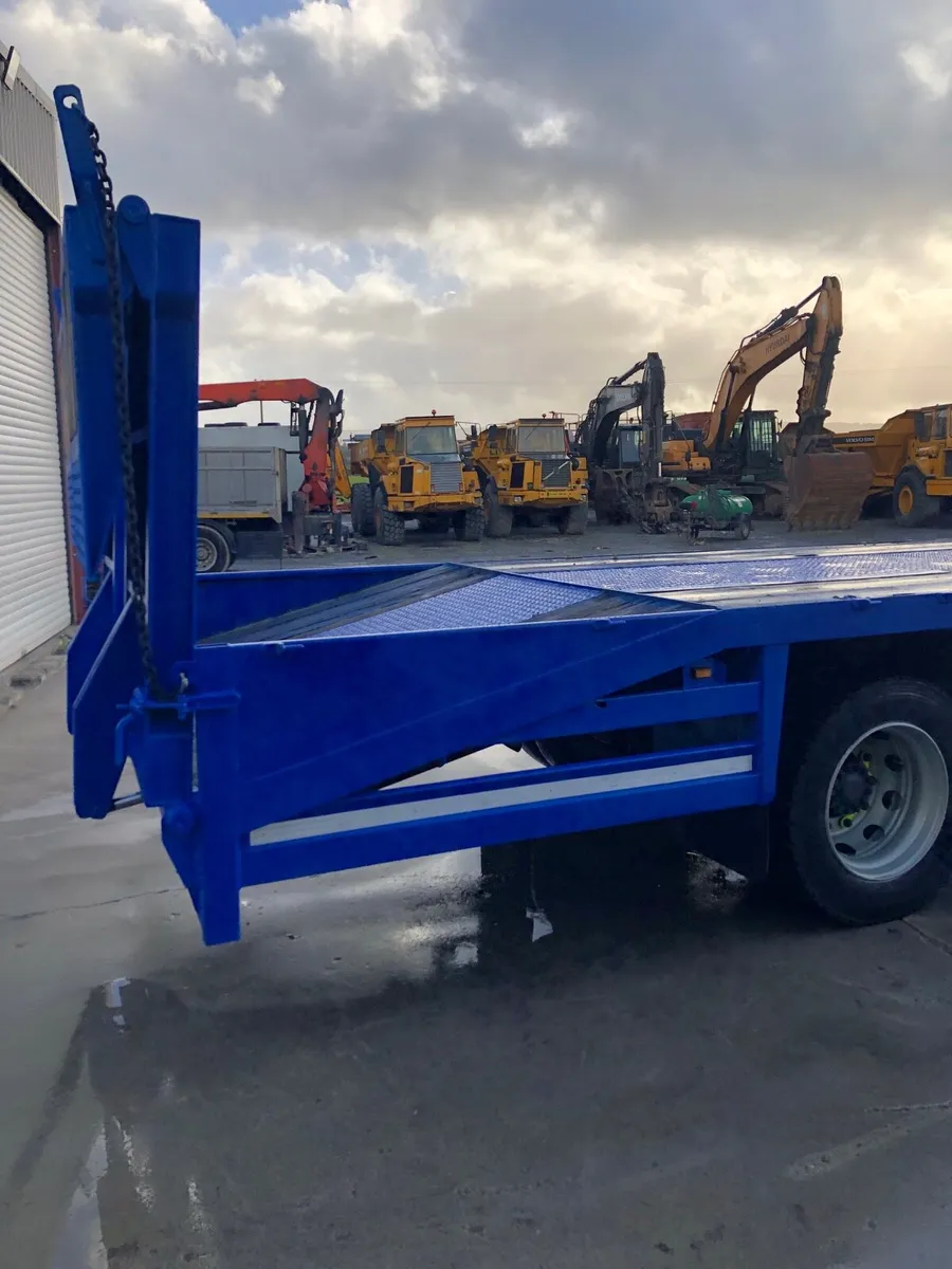 Volvo FL6 crane truck - Image 3