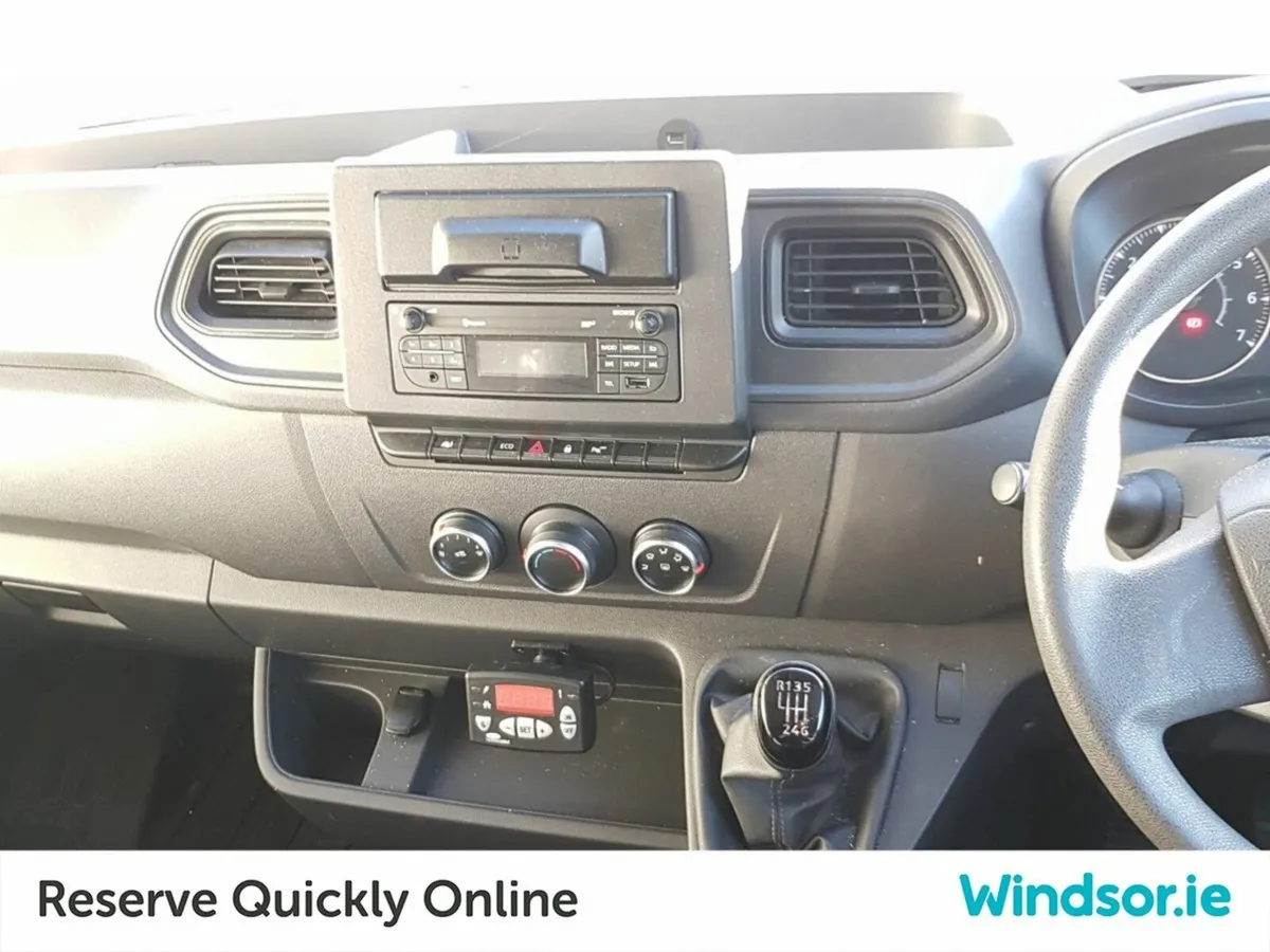 Nissan NV400 NV400 L2 H2 FWD 2ND SLIDER ***FRIDGE - Image 3