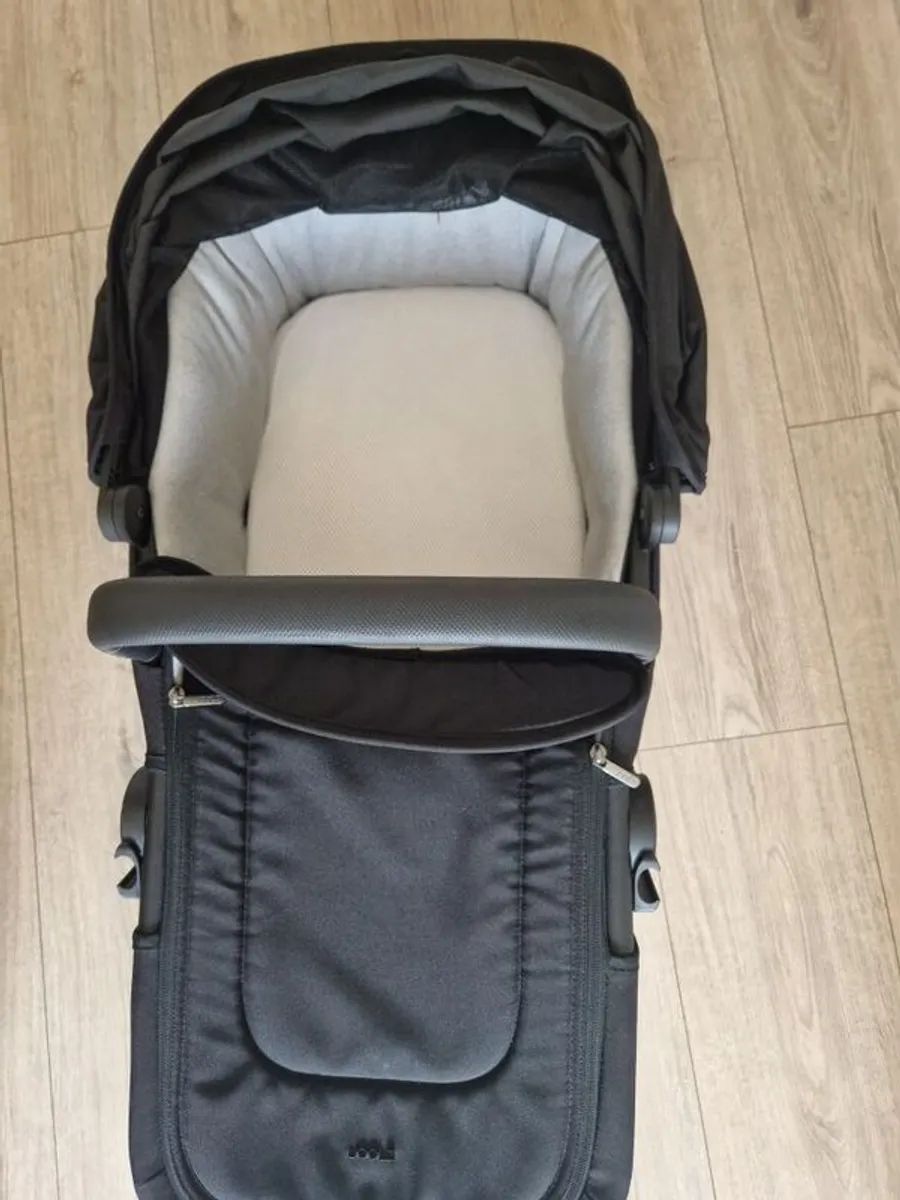 Joolz Aer/plus carry cot & raincover - Image 3