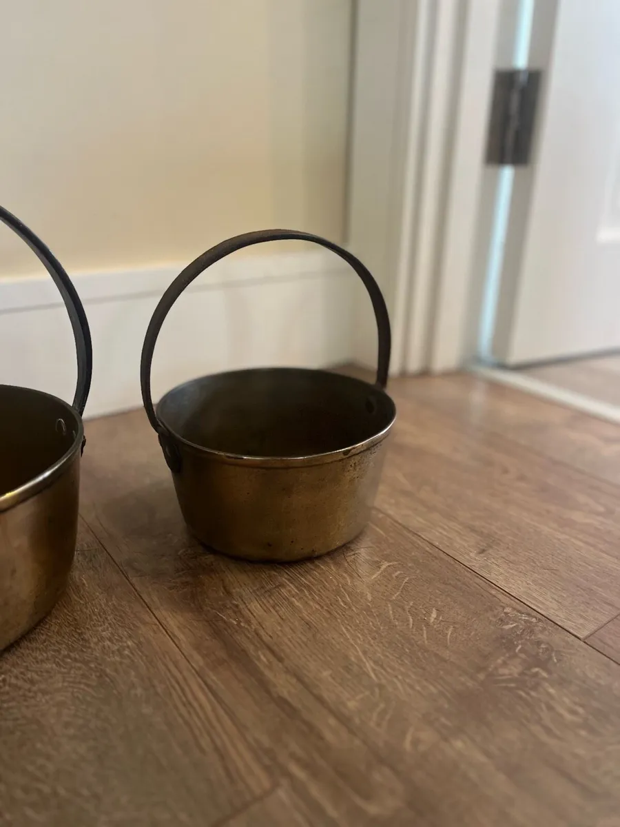 Antique Set of English Brass Preserving Pots - Image 4