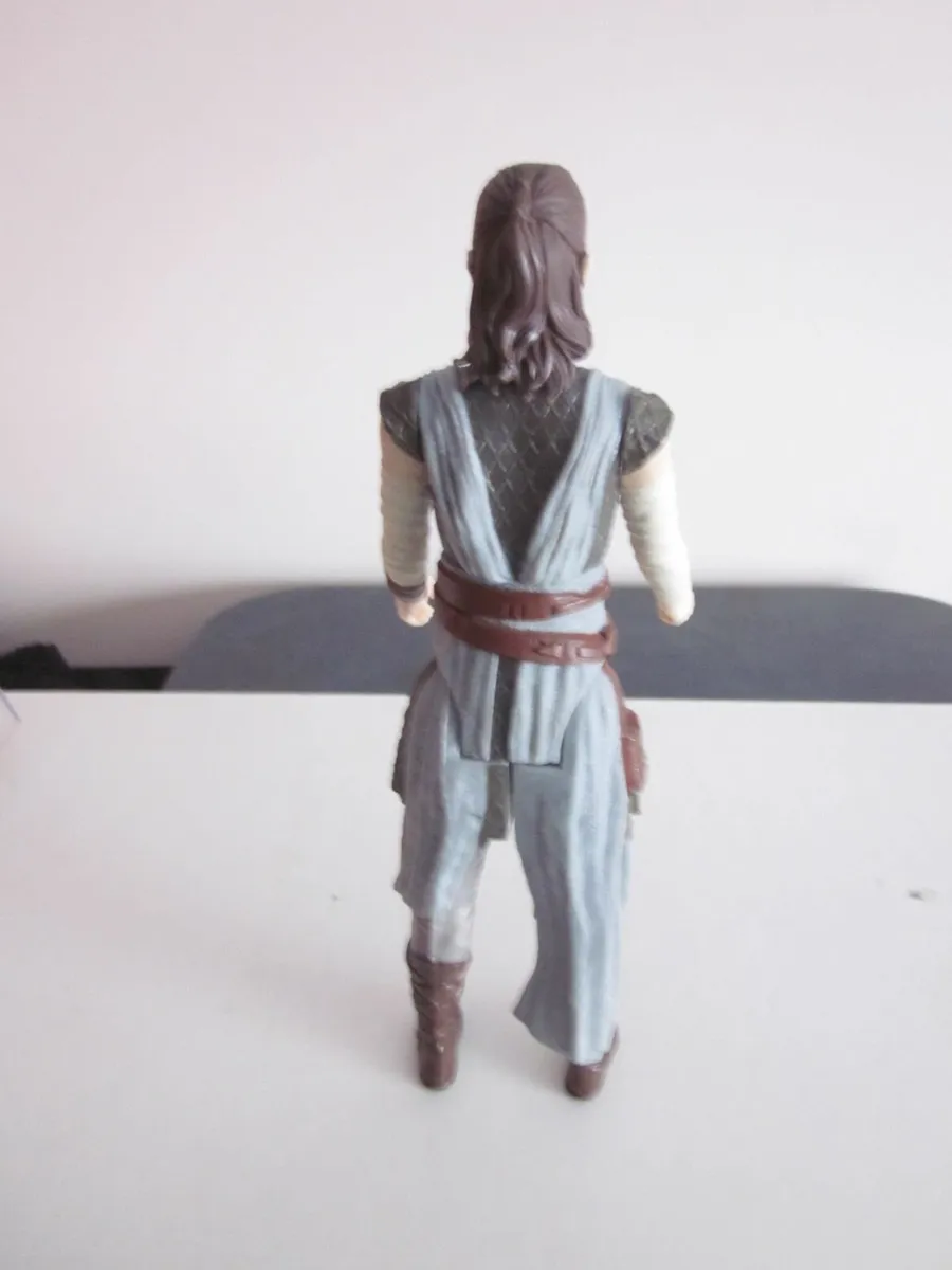 Hasbro Star Wars Rey  Action Figure 11" - Image 2