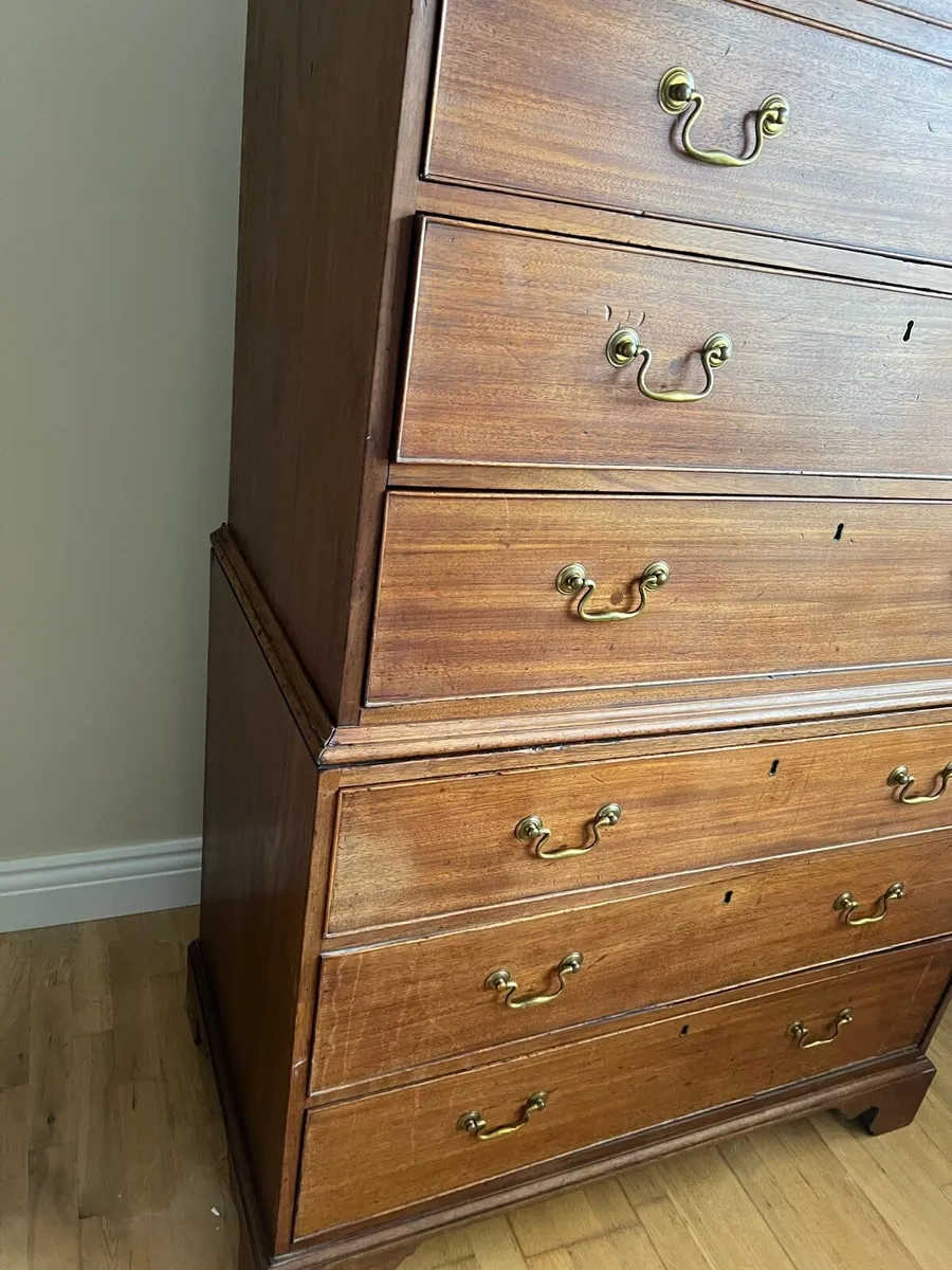 Chest of Drawers Chest on Chest or Tallboy. - Image 3