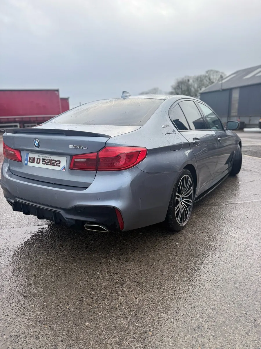 BMW 530e HIBRID - Image 4