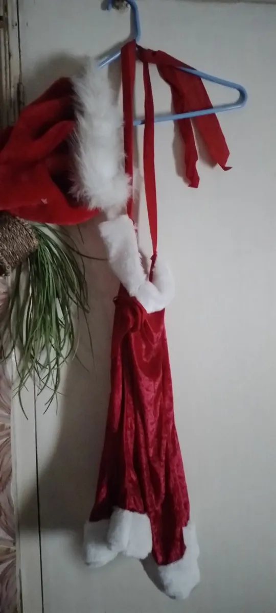 Crossdresser? Linger..leatherlook wigs. Silicone b - Image 3