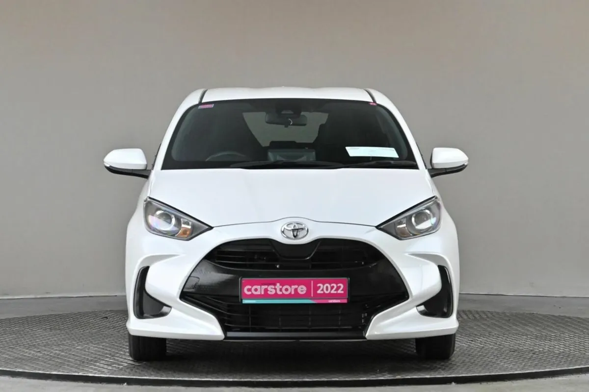 Toyota Yaris **JAN 2026 PRICING NOW**1.0 AUTO PETR - Image 2