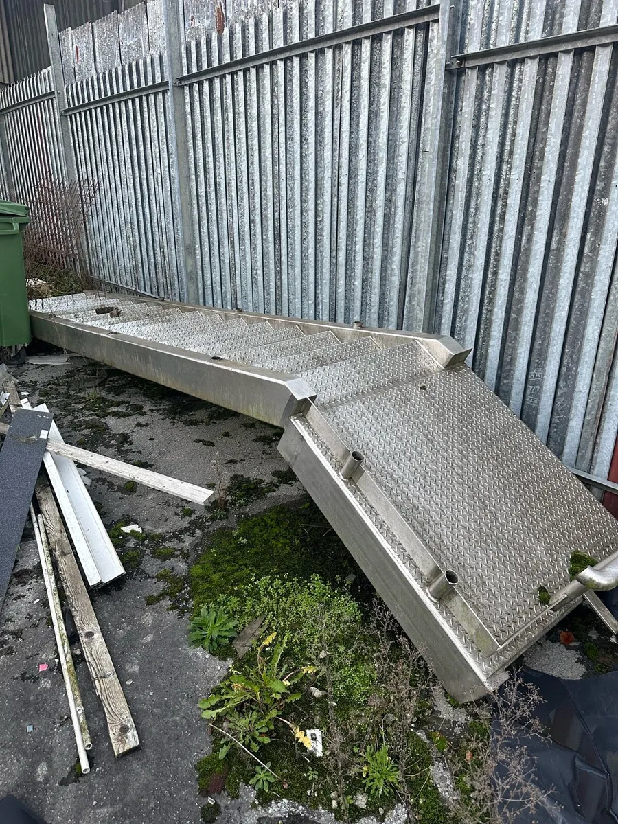 Stainless steel stairs - Image 1