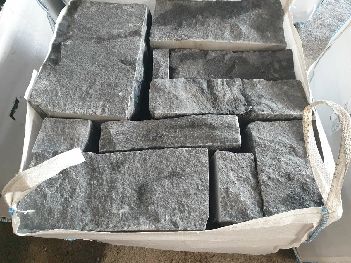 Building Limestone - Image 3