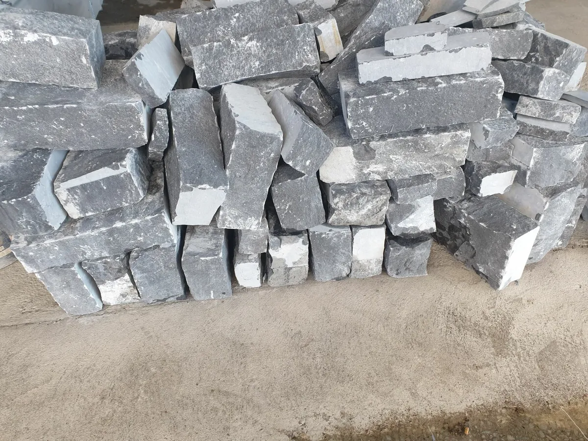 Building Limestone - Image 4