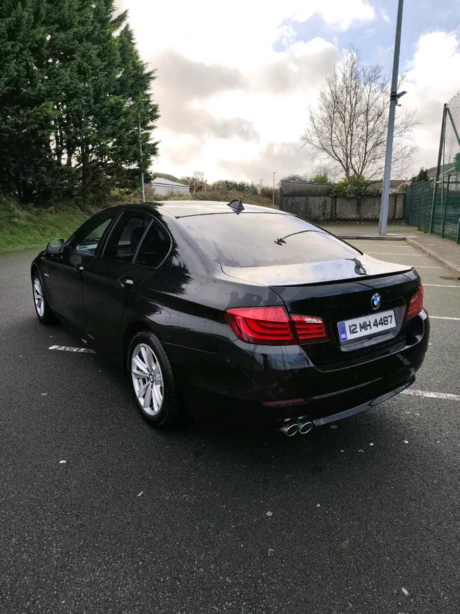 BMW 520d - Image 2