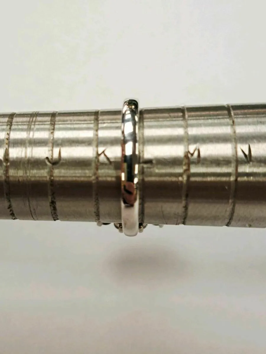 9K White Gold Amethyst Ring 9CT - Image 4