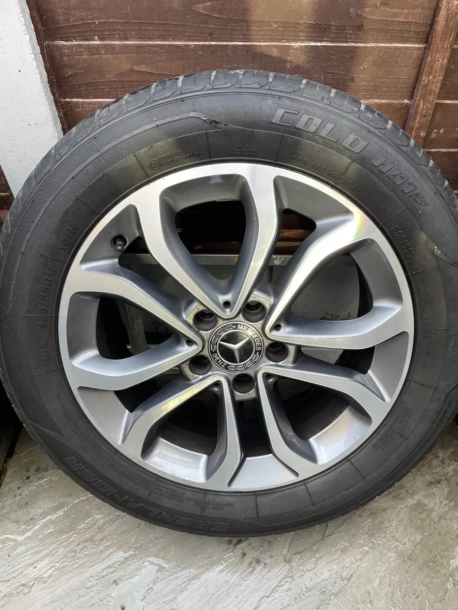 Alloys wheels Mercedes - Image 1
