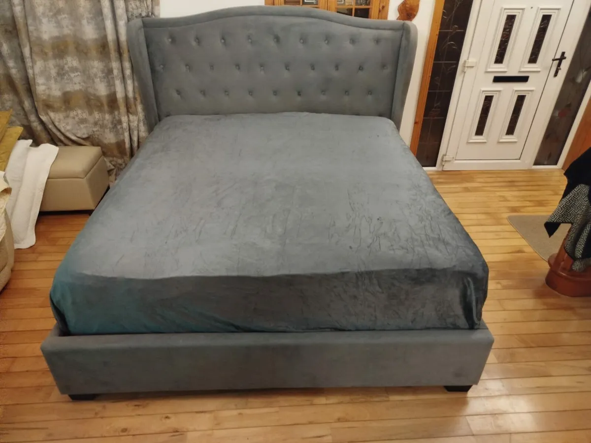 Grey superking bed - Image 4