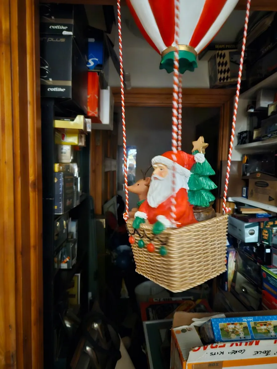 Hot Air Balloon Christmas Decoration Ceramic - Image 3