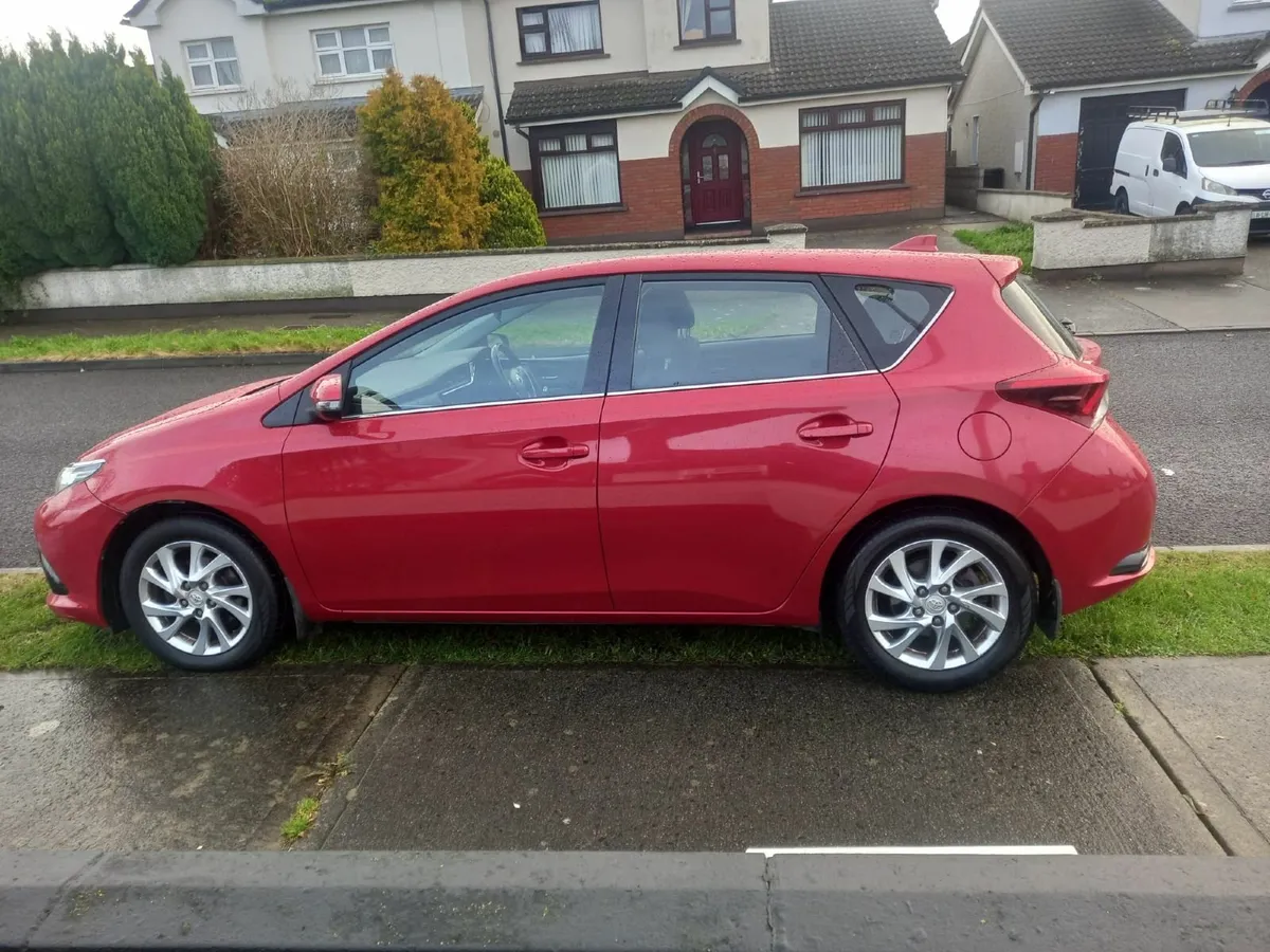 Toyota Auris 2016 - Image 4