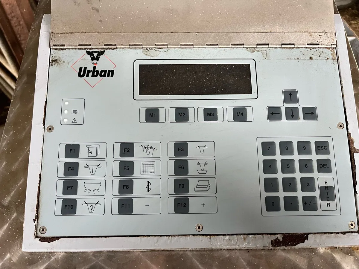 Urban Automatic Calf Feeder - Image 1