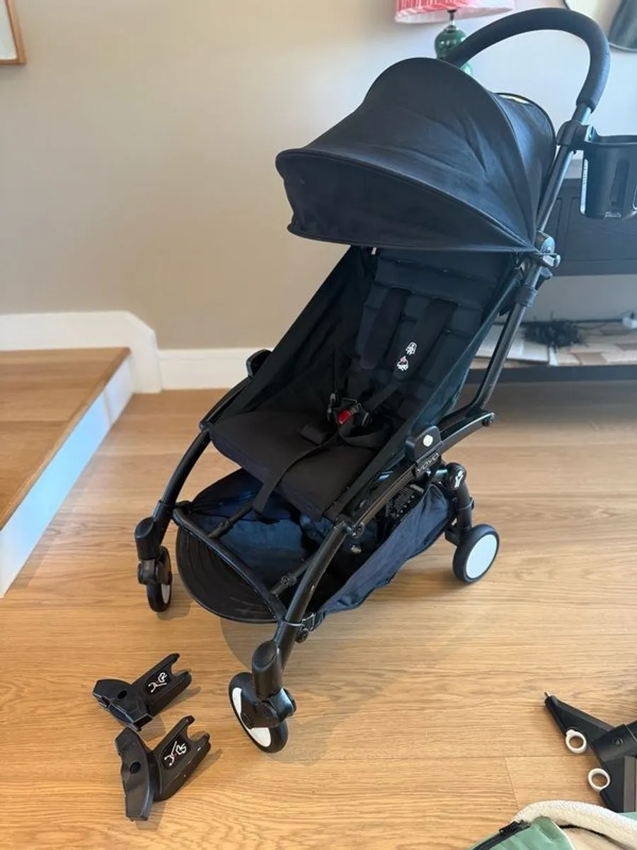 Baby Zen Yoyo bundle / travel system - Image 1