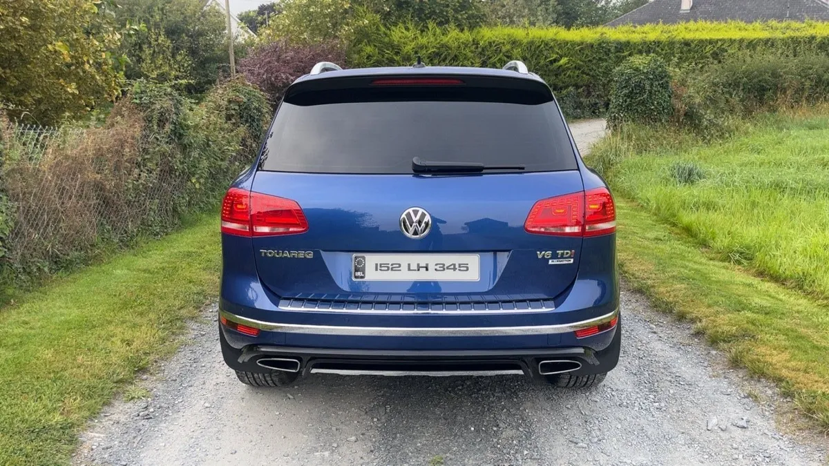 152 VW Touareg R-Line - Image 3